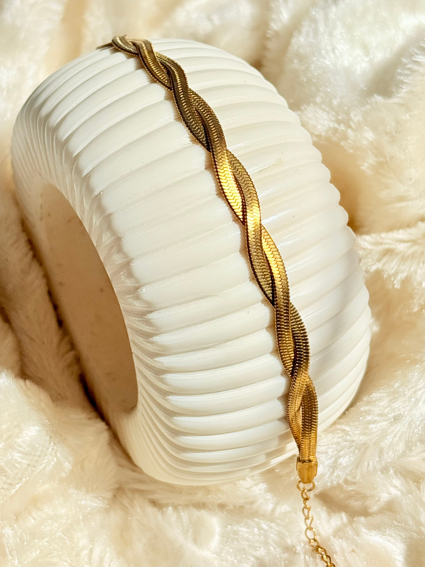Twisted Royal Gold Bracelet