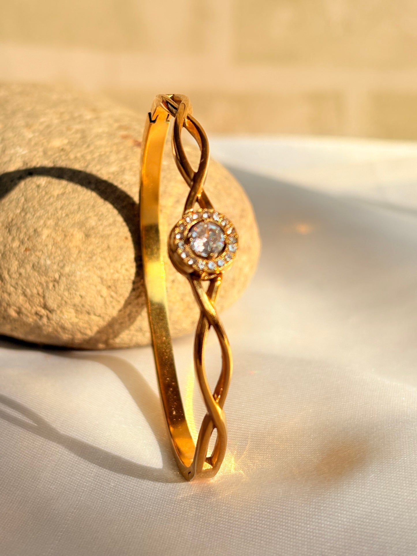 Celestia Halo Bracelet