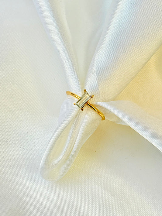 Emerald Cut Minimal Ring