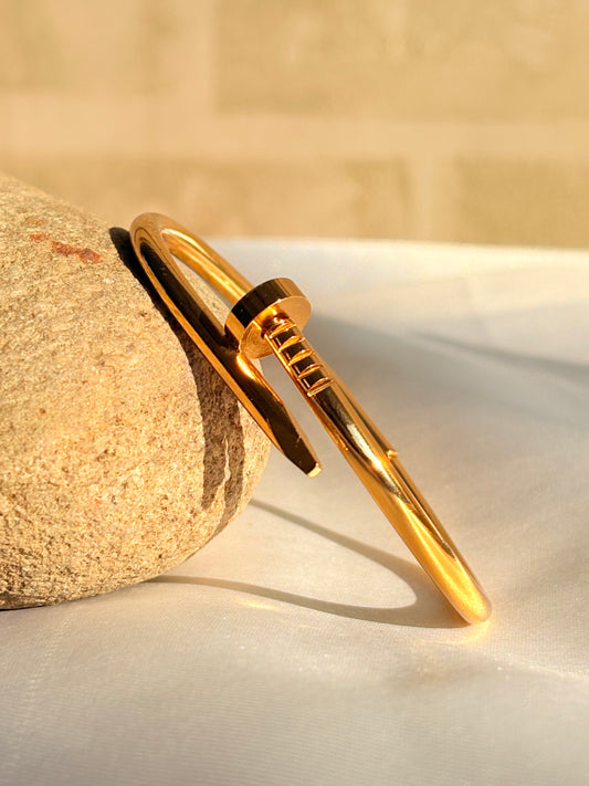 Golden Nail Lufe Cuff