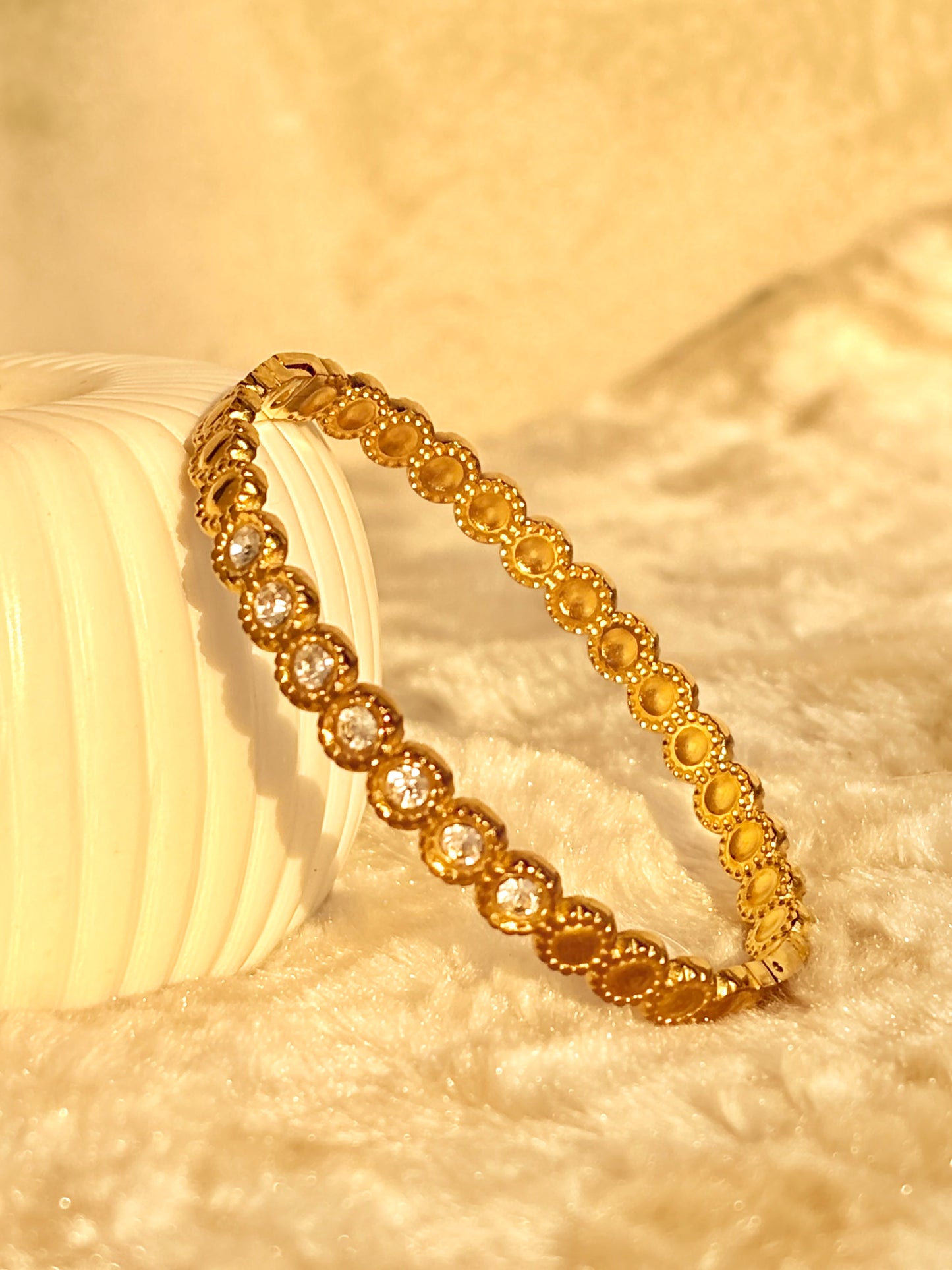 Golden Halo Circle Bracelet