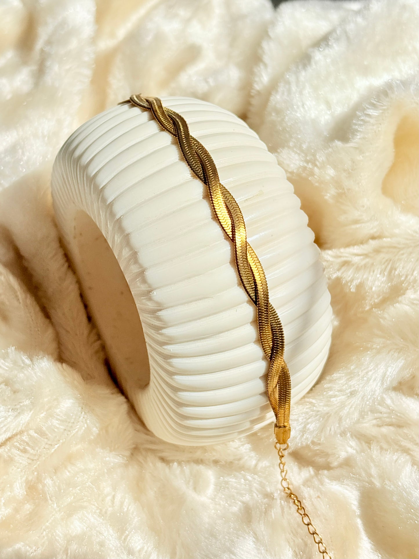 Twisted Royal Gold Bracelet