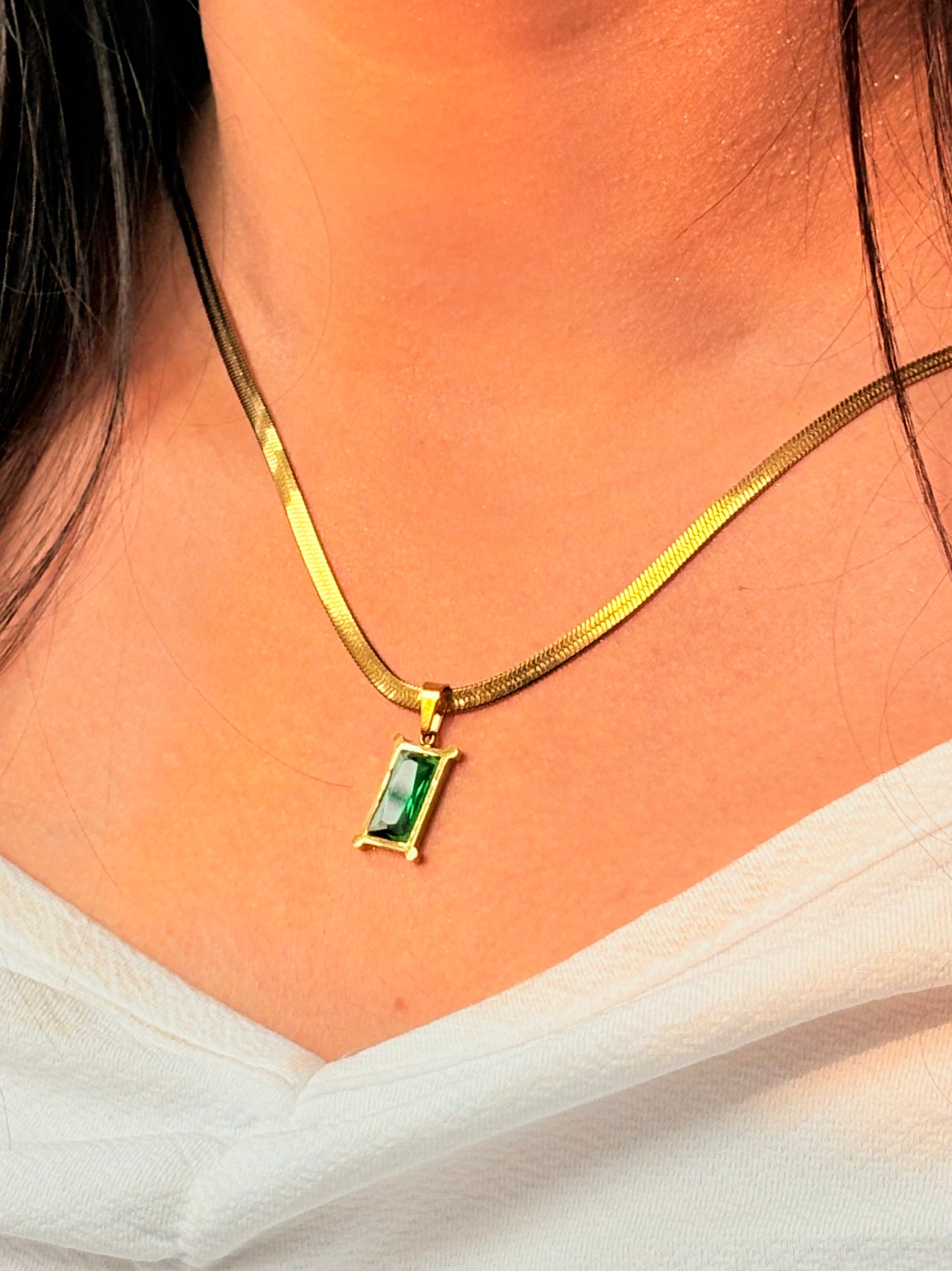 Classic Emerald Pendant