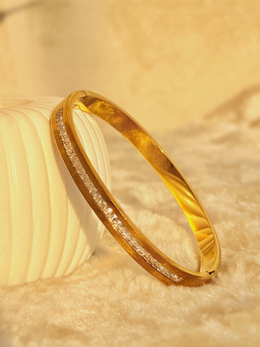 Sleek Shine Crystal Bar