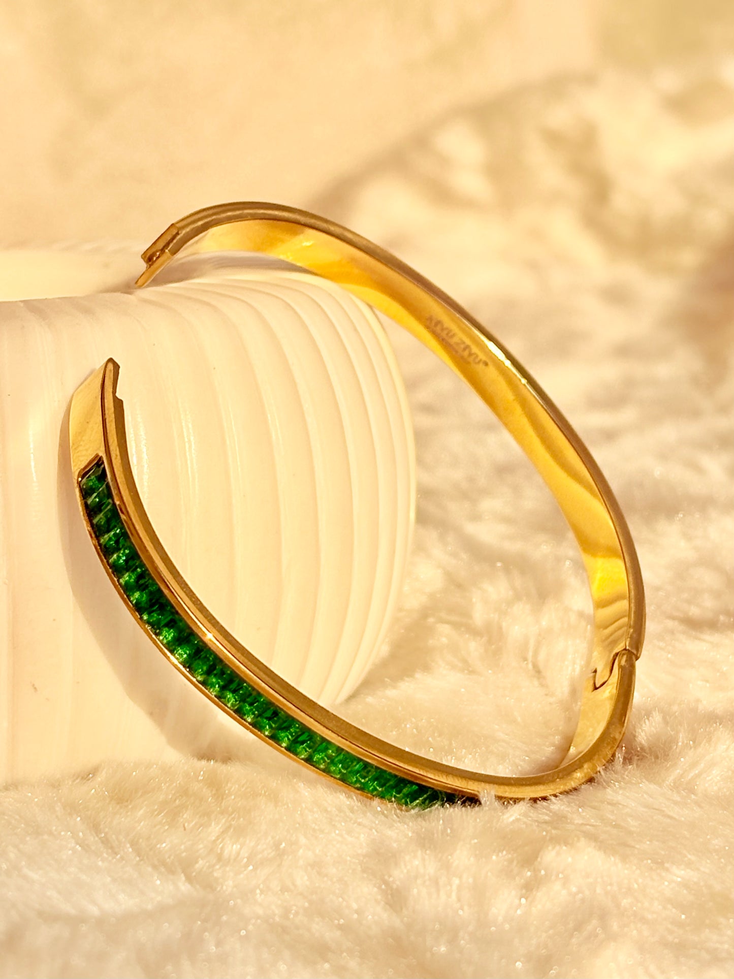 Emerald Baguette Line Bracelet