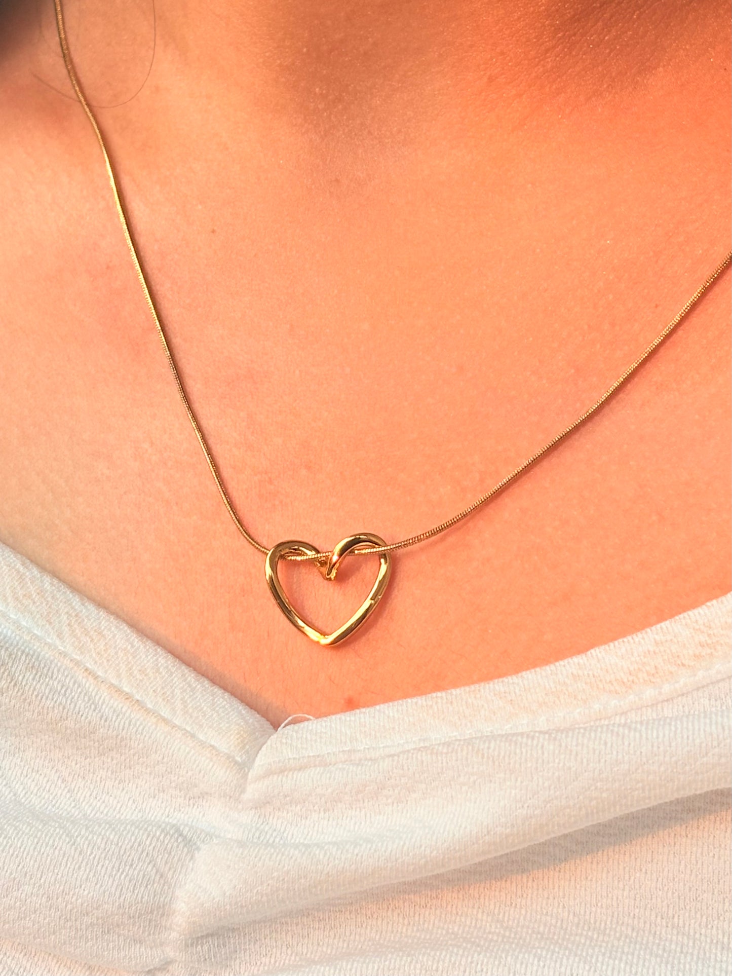 Open heart pendant