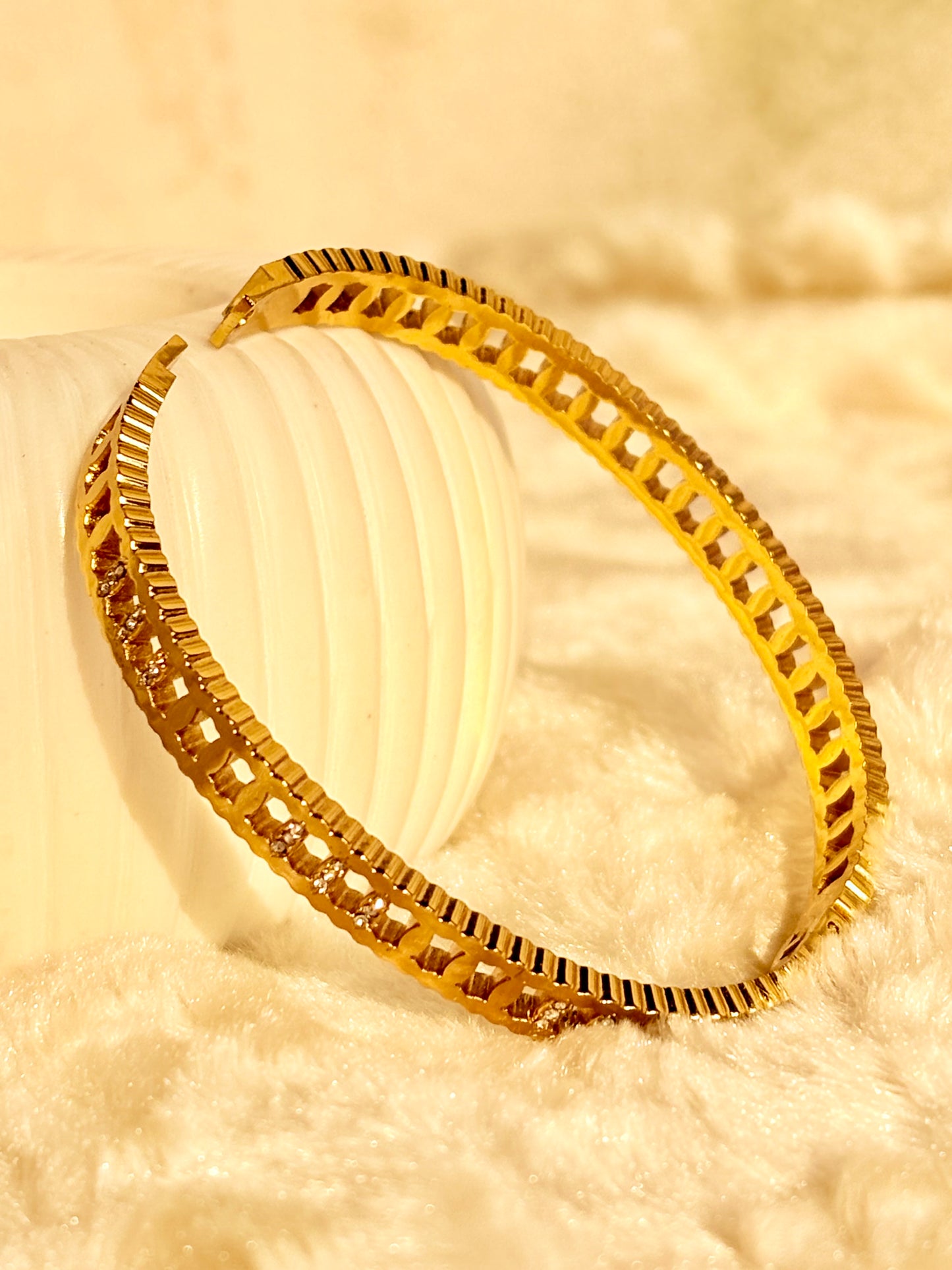 Textured Luxe Bracelet