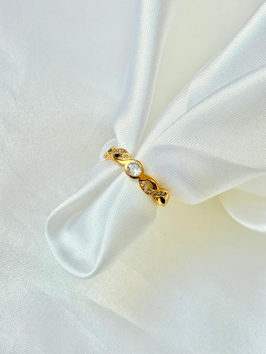 Infinity Link Spark Ring