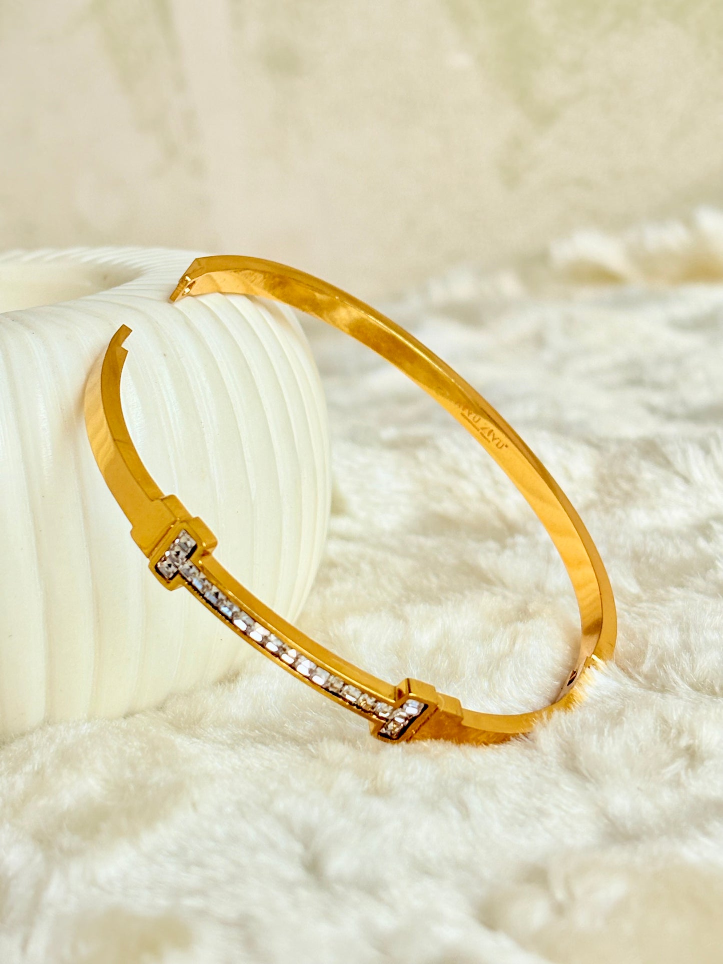 Eternal Bar Bracelet
