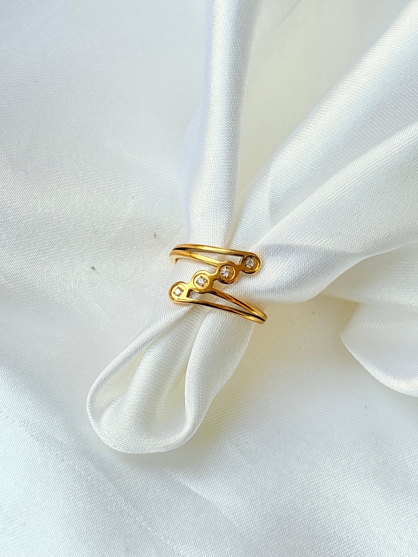 Golden Edge Zigzag Ring