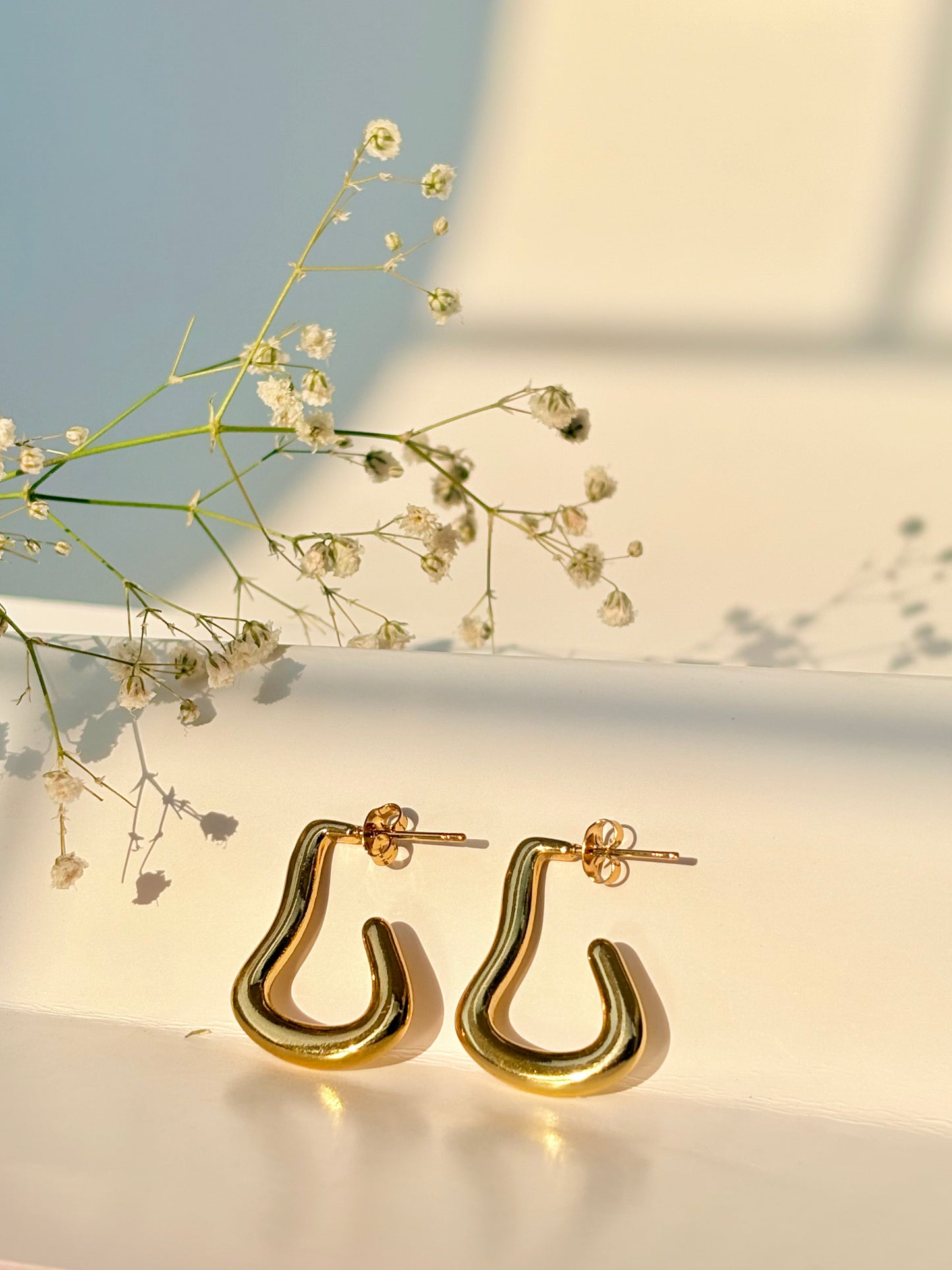 Molten Curve Hoops
