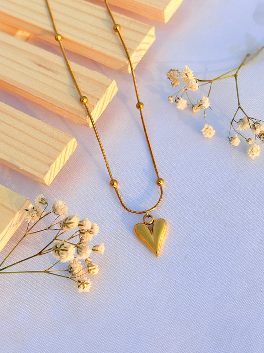 Sculpted Heart Pendant